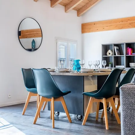 Spacious Duplex In The Heart Of * Κάννες