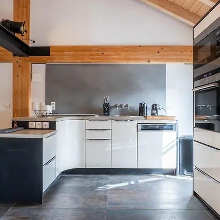 Spacious Duplex In The Heart Of Lejlighed