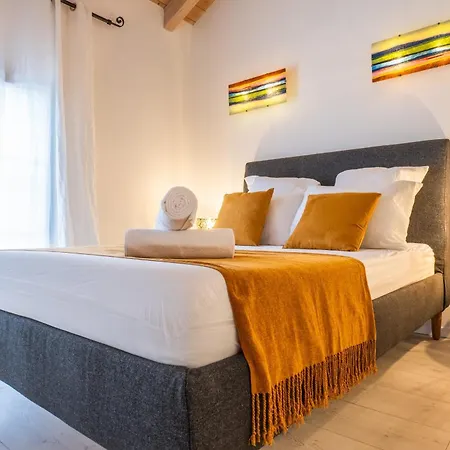 Spacious Duplex In The Heart Of Lejlighed